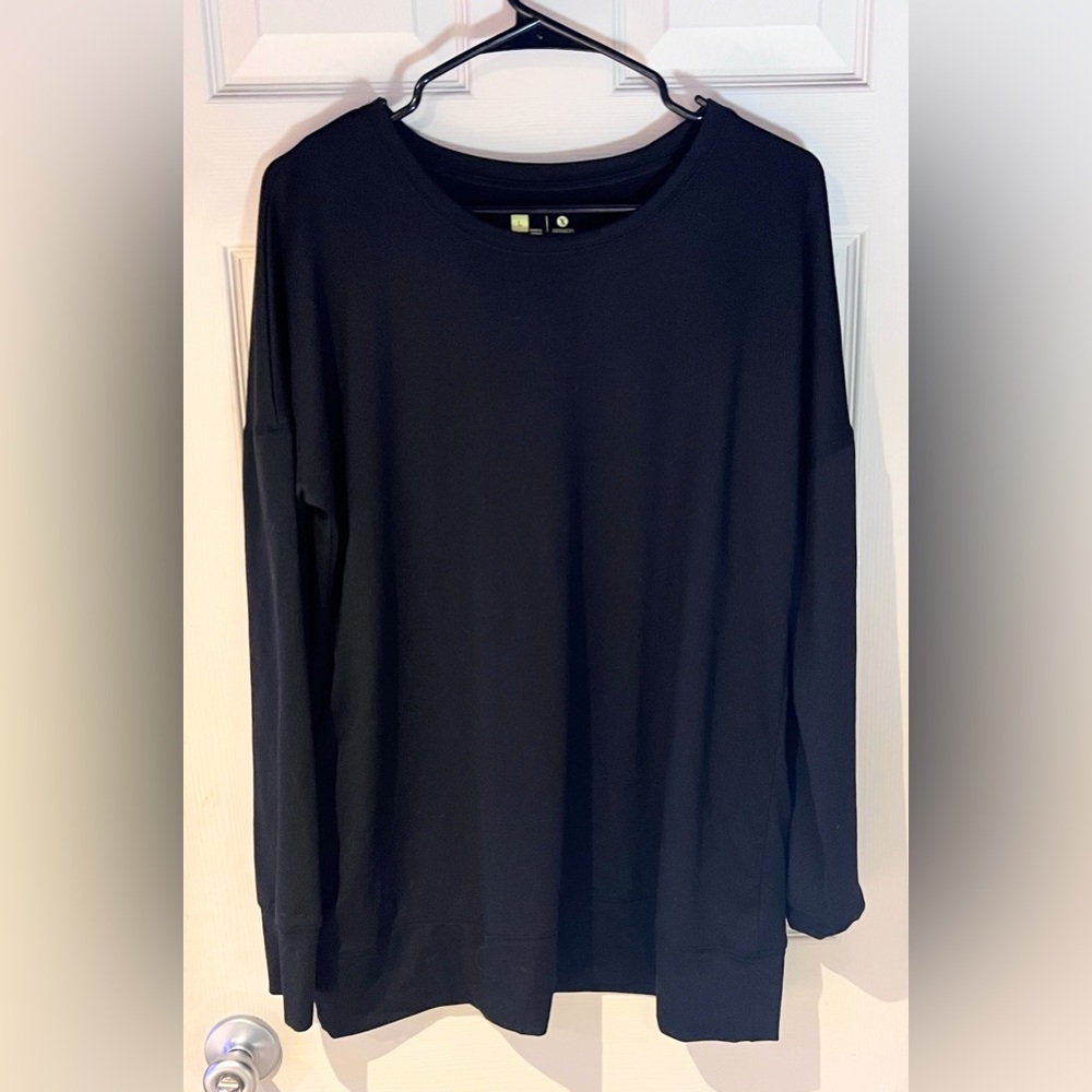 Xersion Black Long Sleeve Activewear Top Size Large